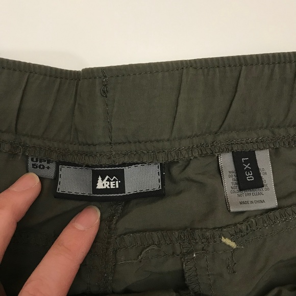 REI Men's Convertible Green Cargo Pants Size 38 - Picture 7 of 12